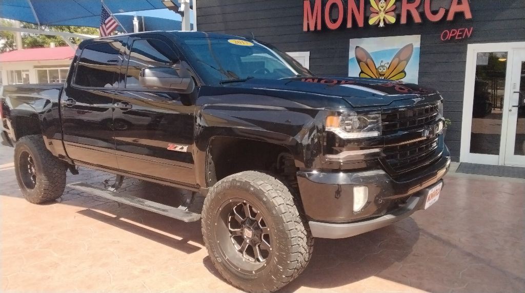 2017 Chevrolet Silverado 1500 Image 3