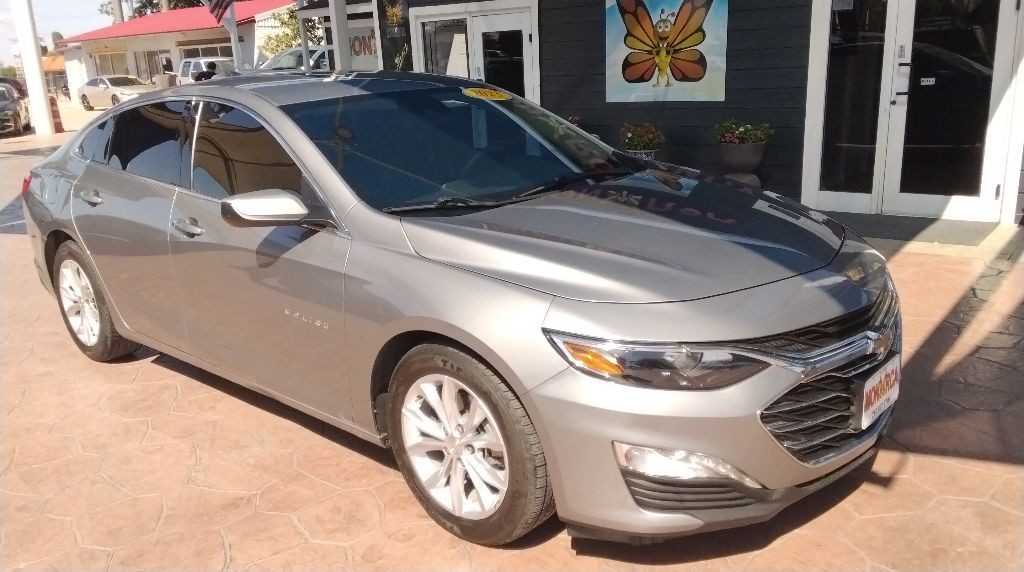 2023 Chevrolet Malibu Image 2