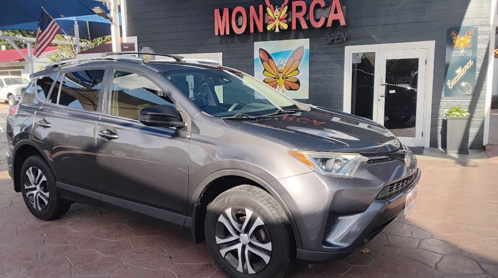 2017 Toyota Rav4 Image 5