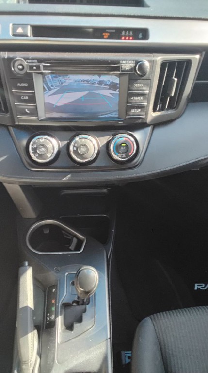 2017 Toyota Rav4 Image 12