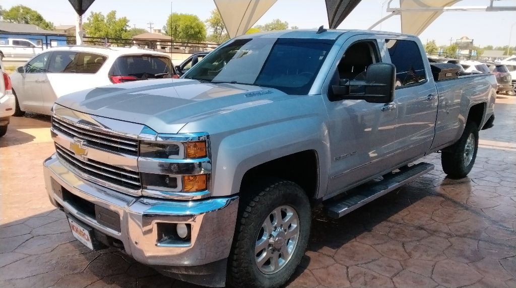 2015 Chevrolet Silverado 1500 Image 3