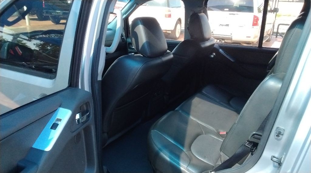 2012 Nissan Pathfinder Image 10
