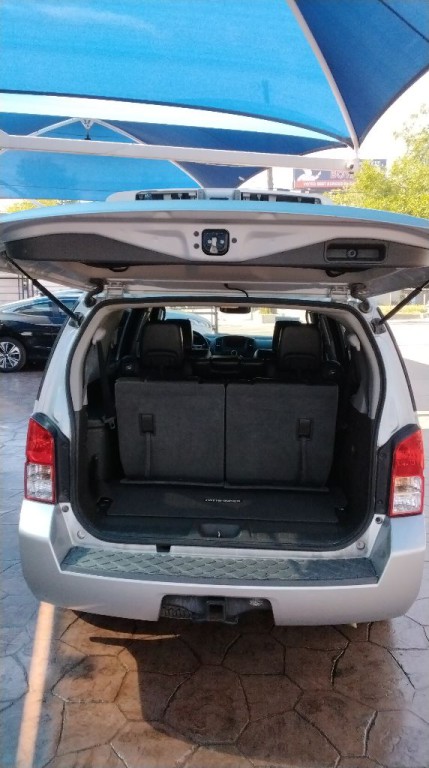 2012 Nissan Pathfinder Image 11