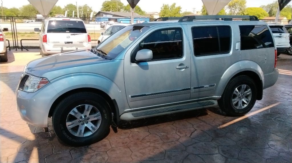 2012 Nissan Pathfinder Image 4