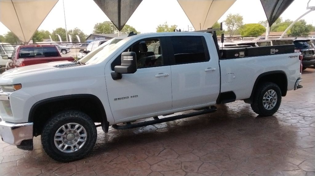 2020 Chevrolet Silverado 1500 Image 3