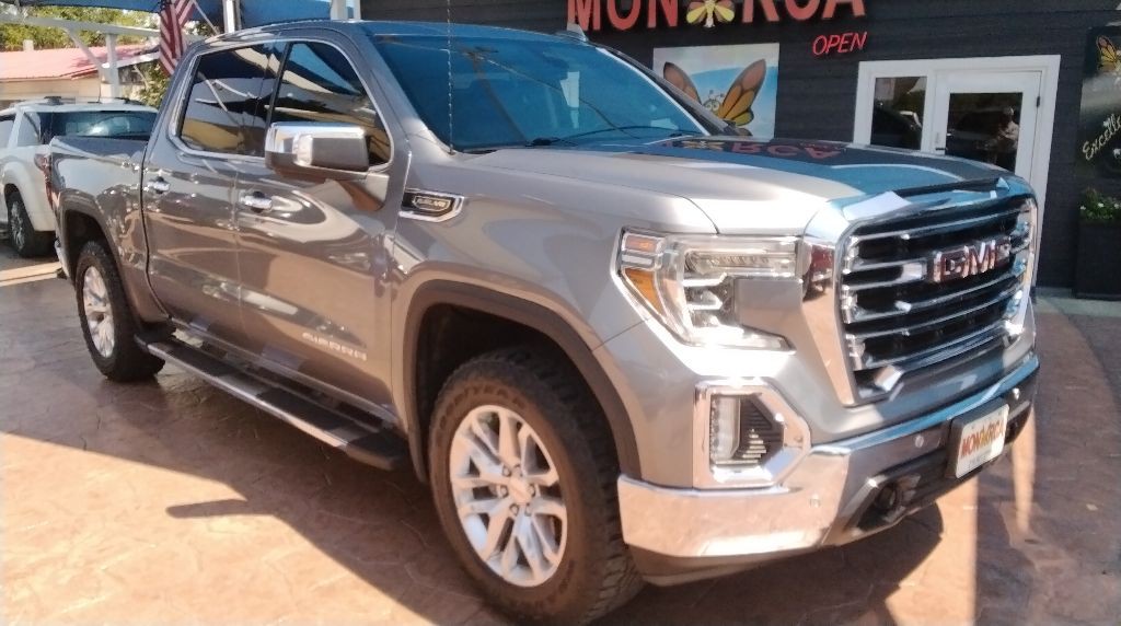 2019 GMC Sierra Image 2