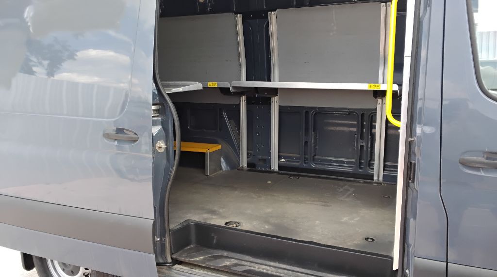 2019 Mercedes-Benz Sprinter Image 3