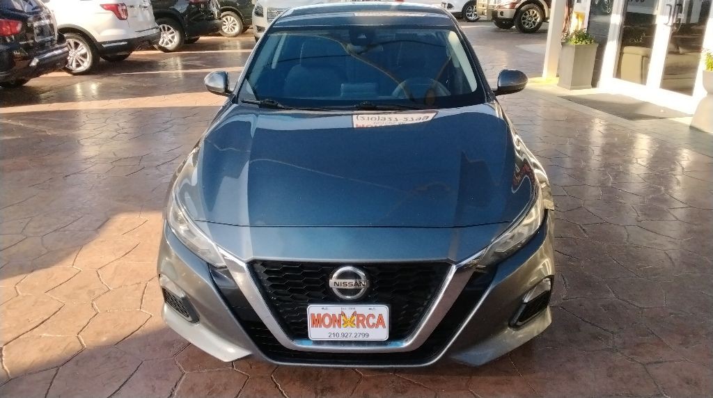 2022 Nissan Altima Image 3