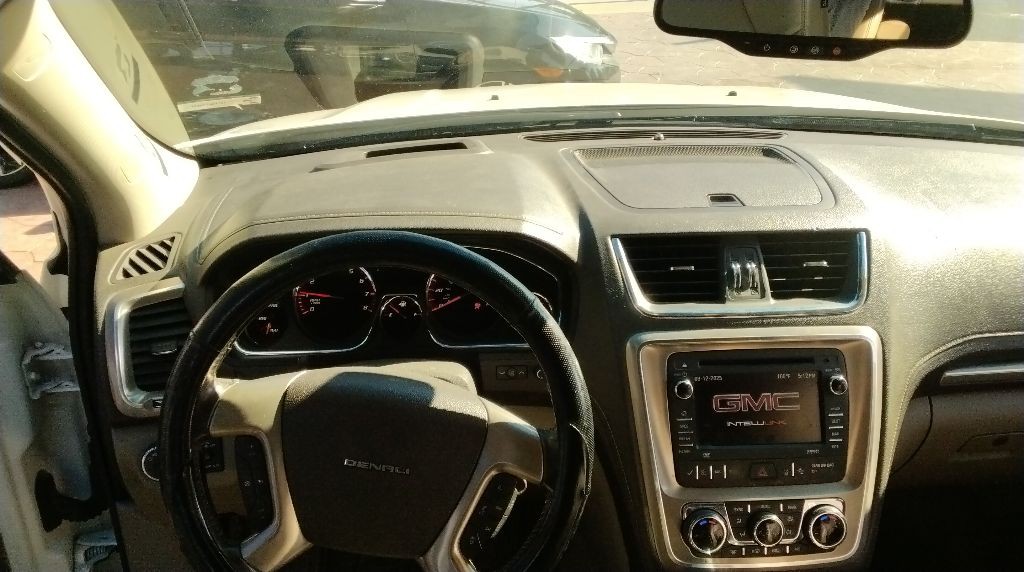 2014 GMC Acadia Image 9