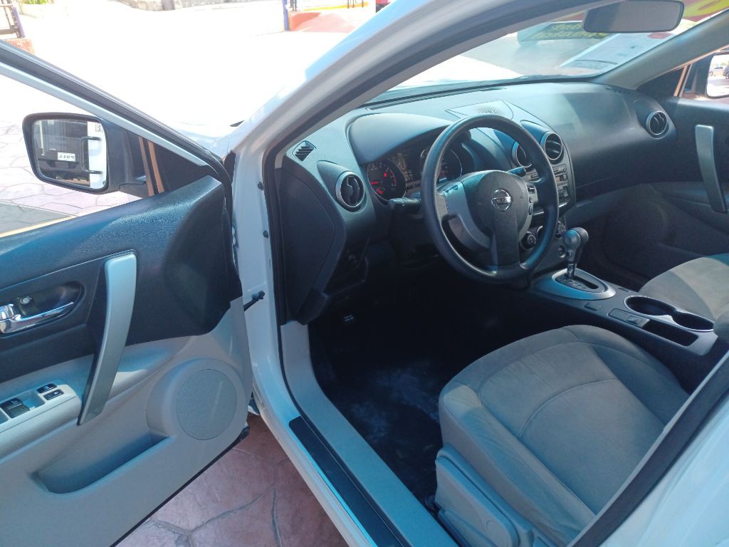 2013 Nissan Rogue Image 9