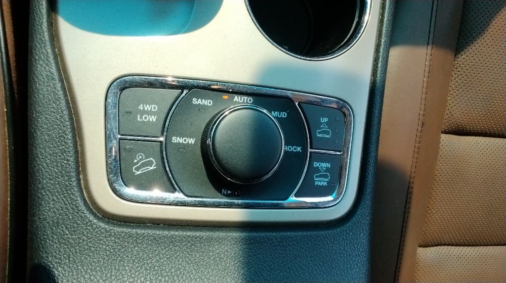 2015 Jeep Grand Cherokee Image 14