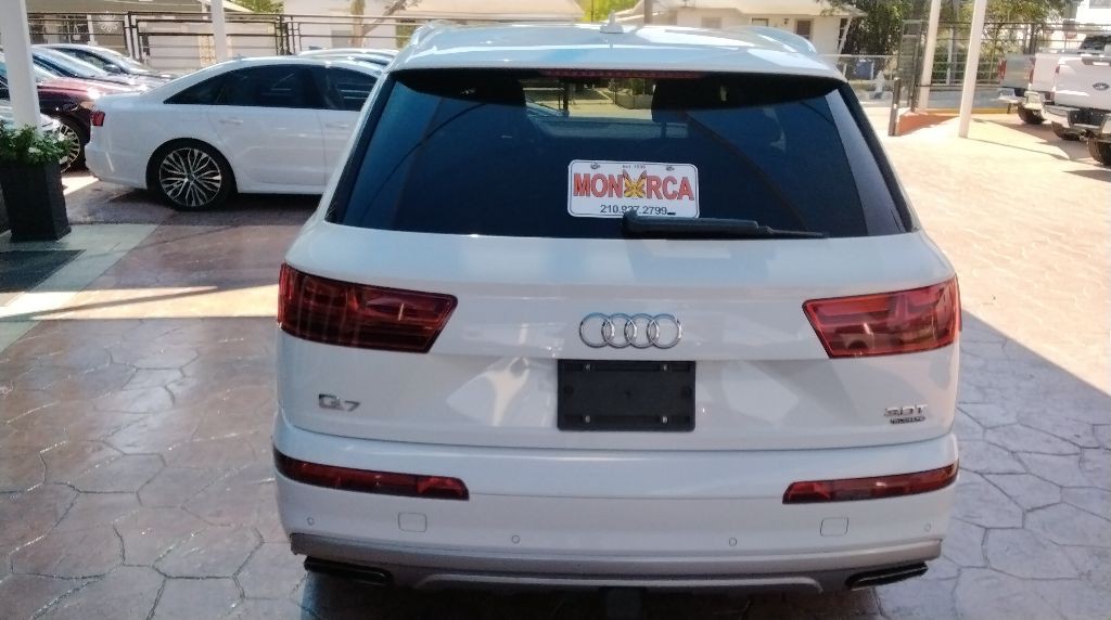 2018 Audi Q7 Image 7