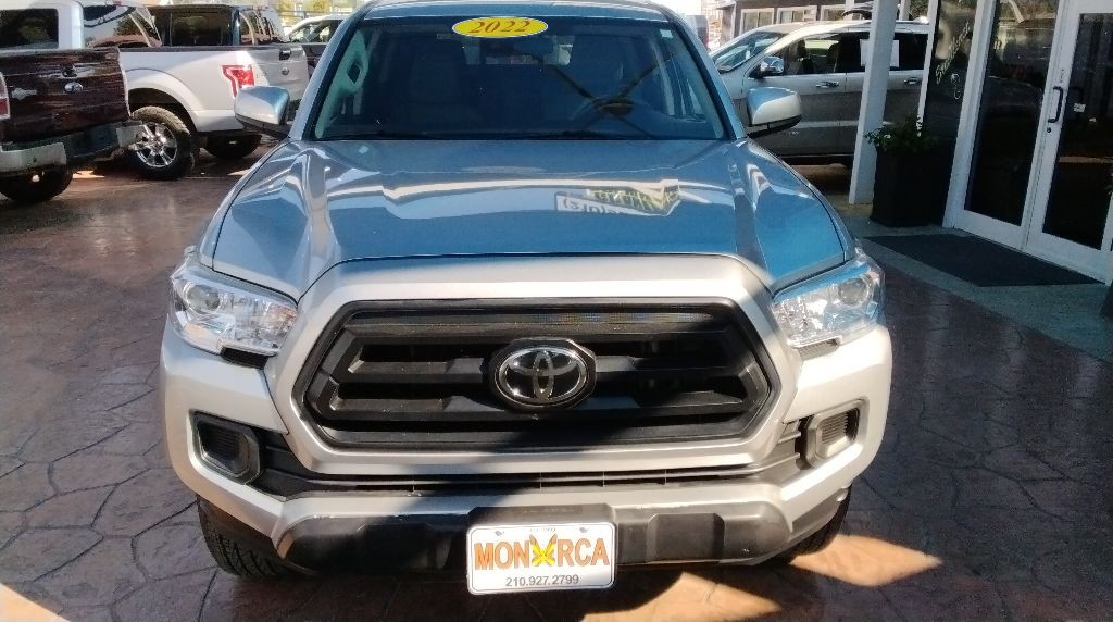 2022 Toyota Tacoma Image 3