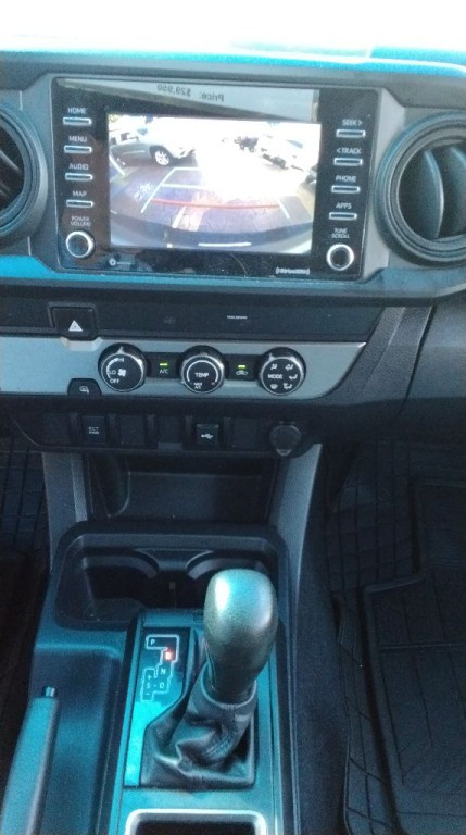 2022 Toyota Tacoma Image 14