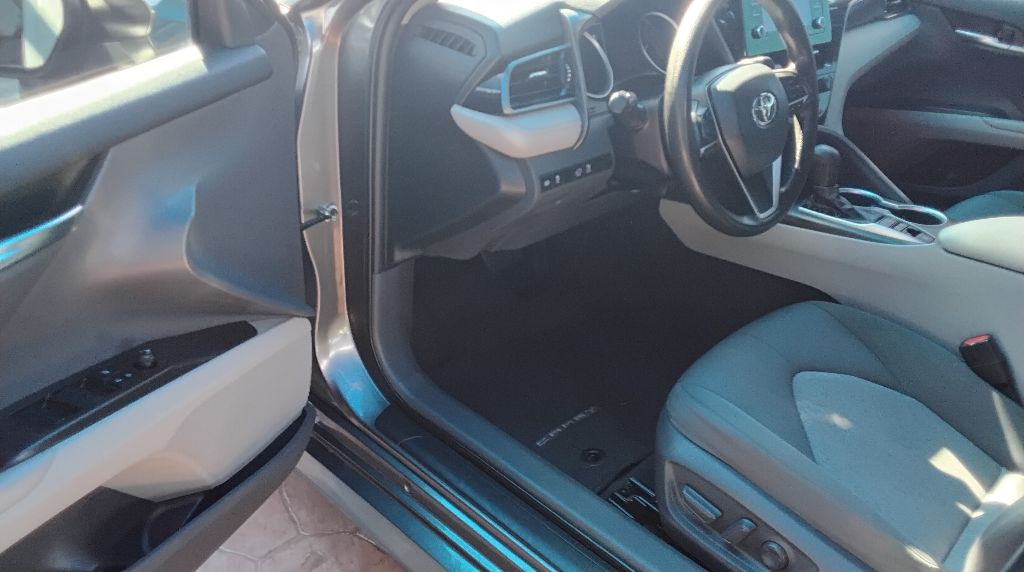 2021 Toyota Camry Image 12