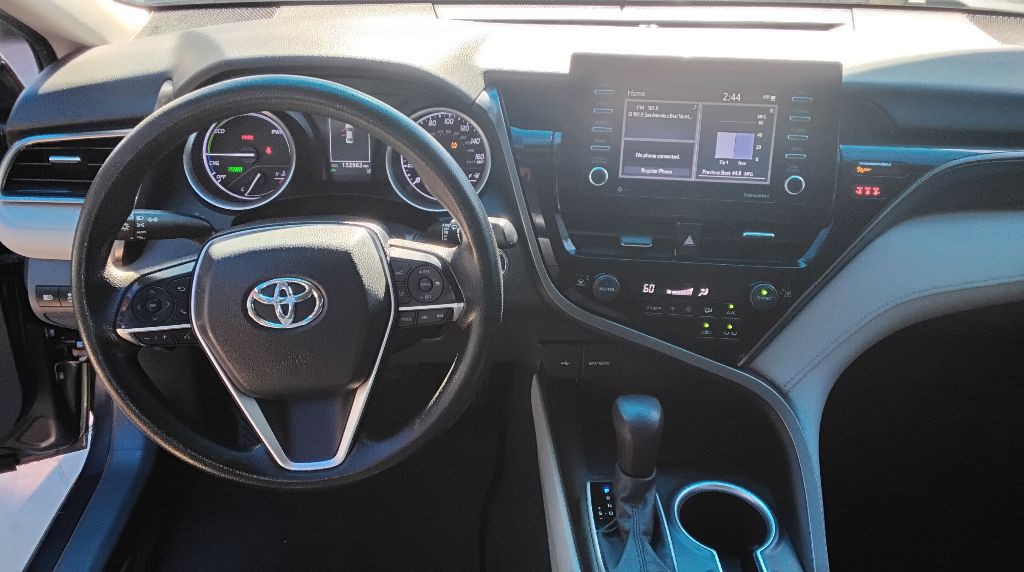 2021 Toyota Camry Image 16