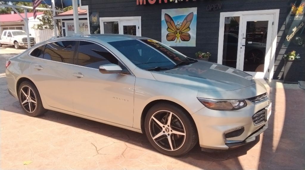 2016 Chevrolet Malibu Image 4