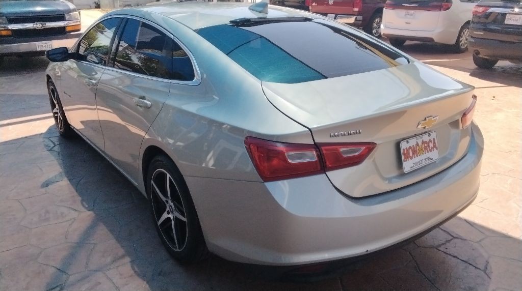 2016 Chevrolet Malibu Image 6