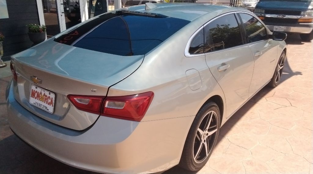 2016 Chevrolet Malibu Image 7