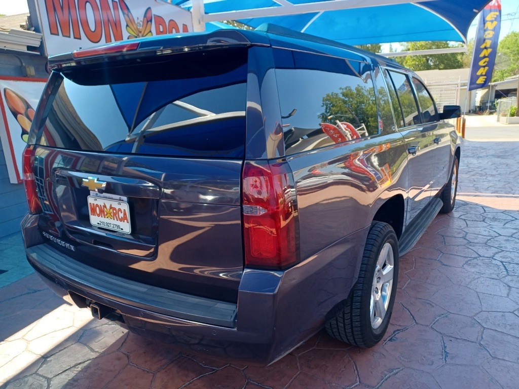 2015 Chevrolet Suburban Image 4
