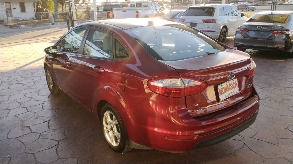 2014 Ford Fiesta Image 7