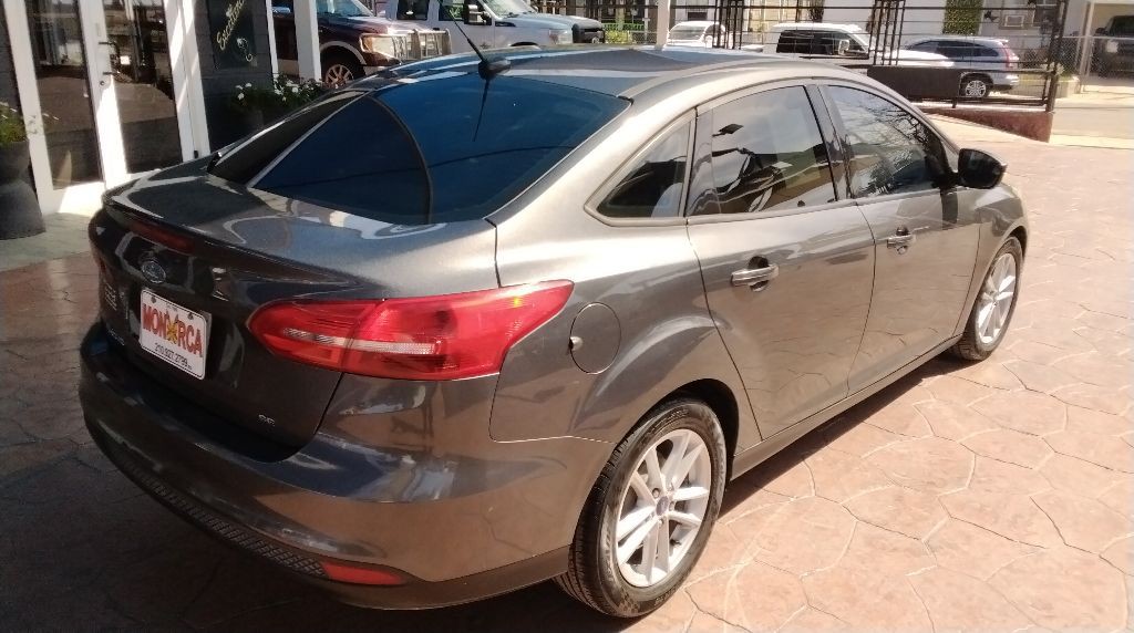 2017 Ford Focus Image 5