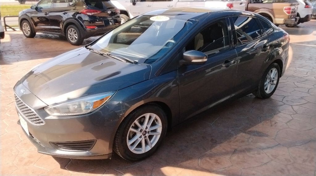 2017 Ford Focus Image 6