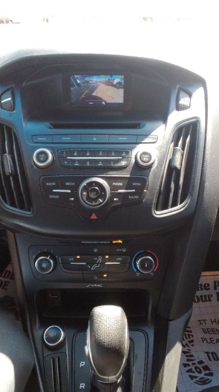 2017 Ford Focus Image 13