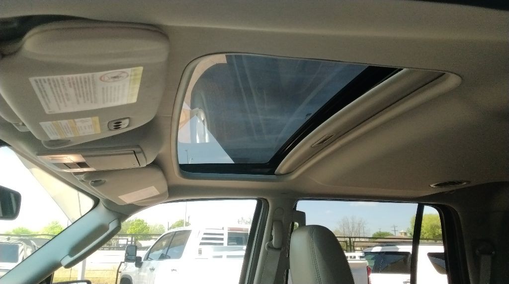 2015 Lincoln Navigator Image 17