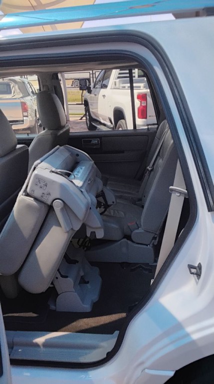 2015 Lincoln Navigator Image 23