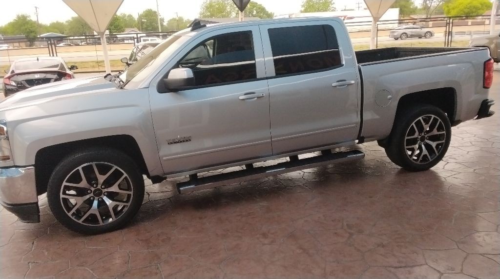 2018 Chevrolet Silverado 1500 Image 4