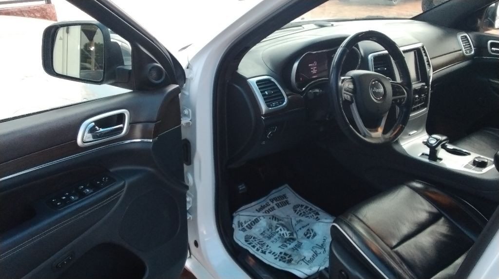 2015 Jeep Grand Cherokee Image 26