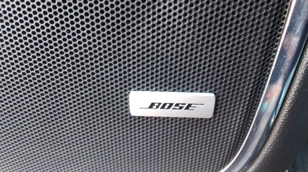 2015 Chevrolet Suburban Image 18