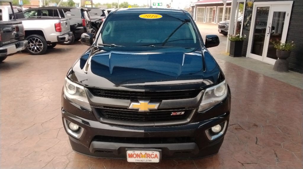 2016 Chevrolet Colorado Image 2