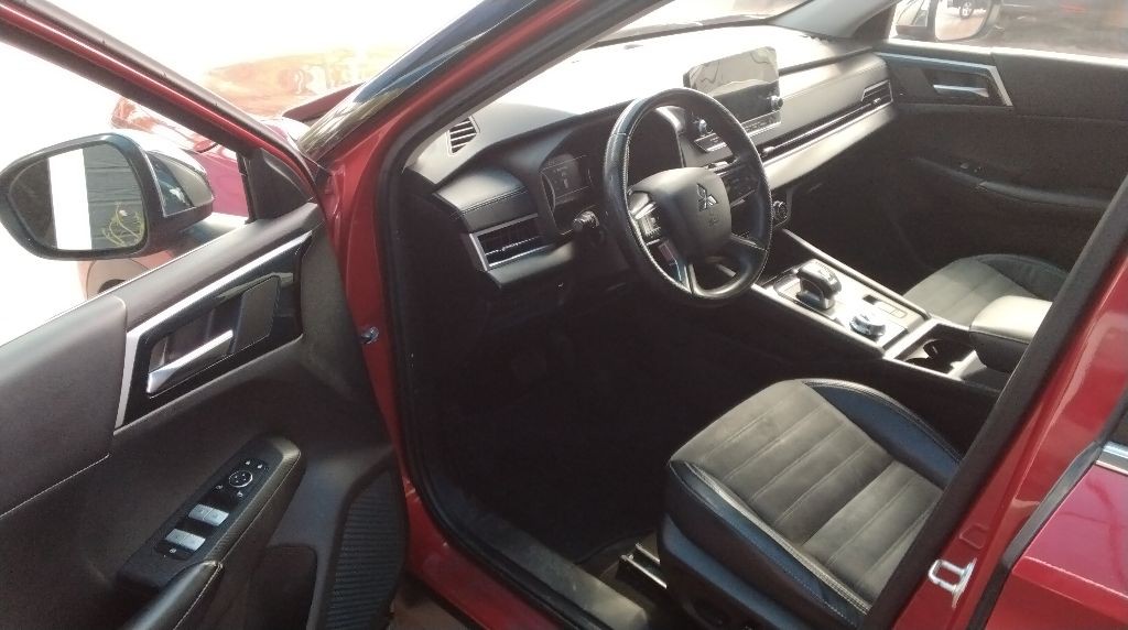2022 Mitsubishi Outlander Image 10