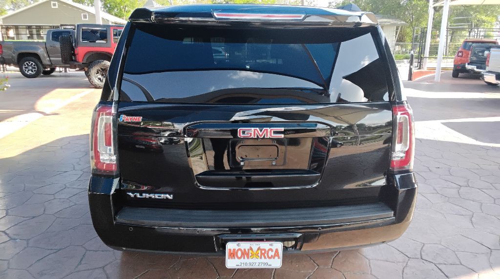 2017 GMC Yukon Image 9