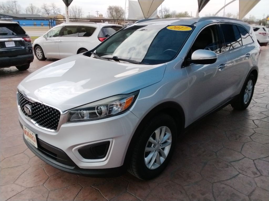 2017 Kia Sorento Image 5