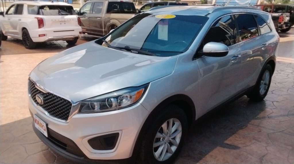 2017 Kia Sorento Image 16
