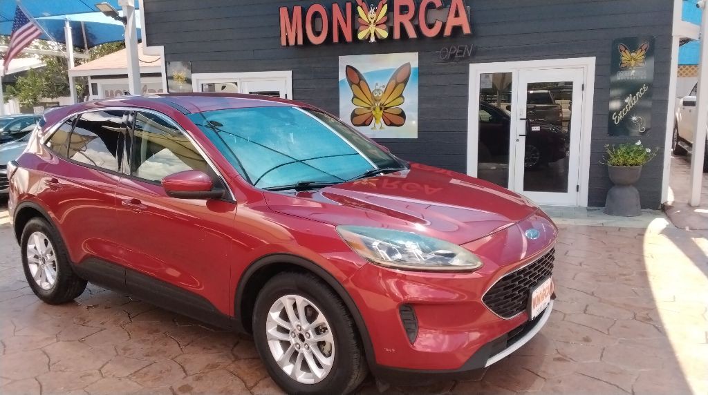 2020 Ford Escape Image 2