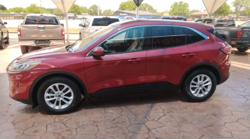 2020 Ford Escape Image 3