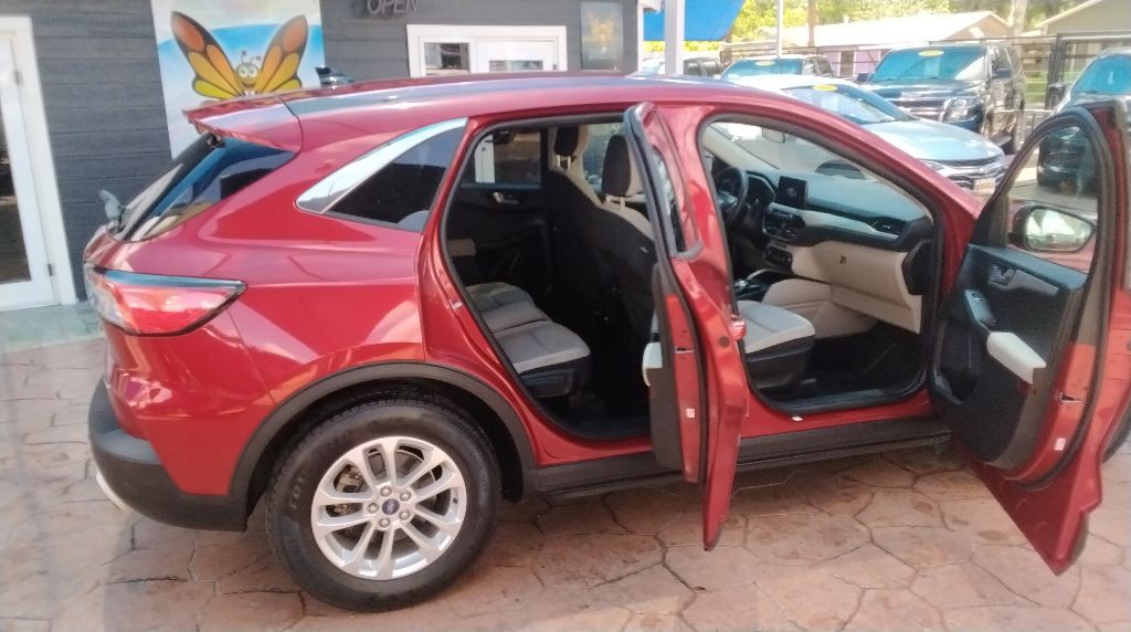 2020 Ford Escape Image 6