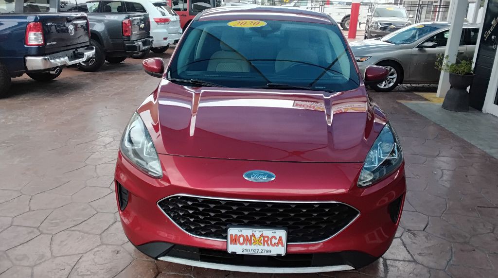 2020 Ford Escape Image 17