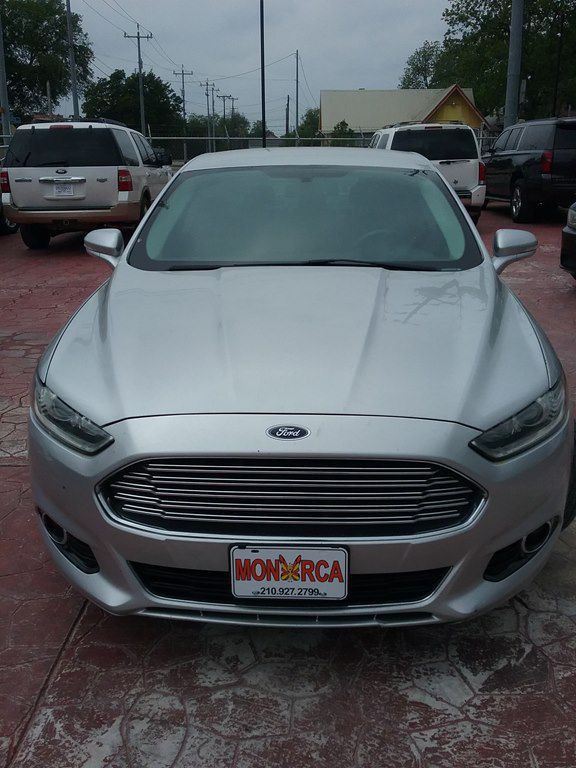2014 Ford Fusion Image 2