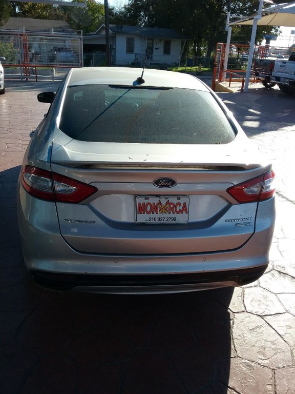 2014 Ford Fusion Image 8