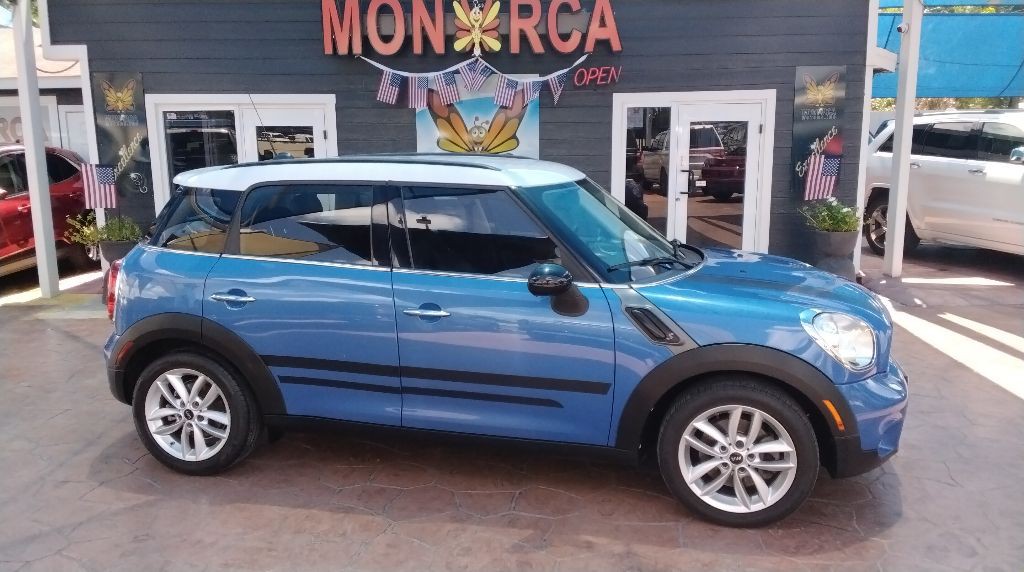 2014 MINI Cooper Image 1