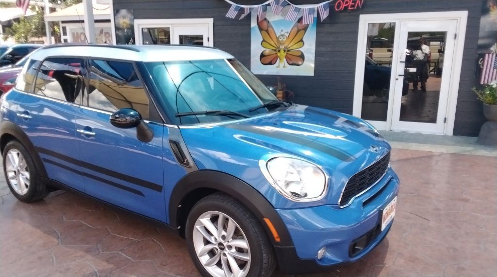 2014 MINI Cooper Image 3
