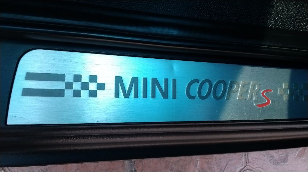 2014 MINI Cooper Image 6