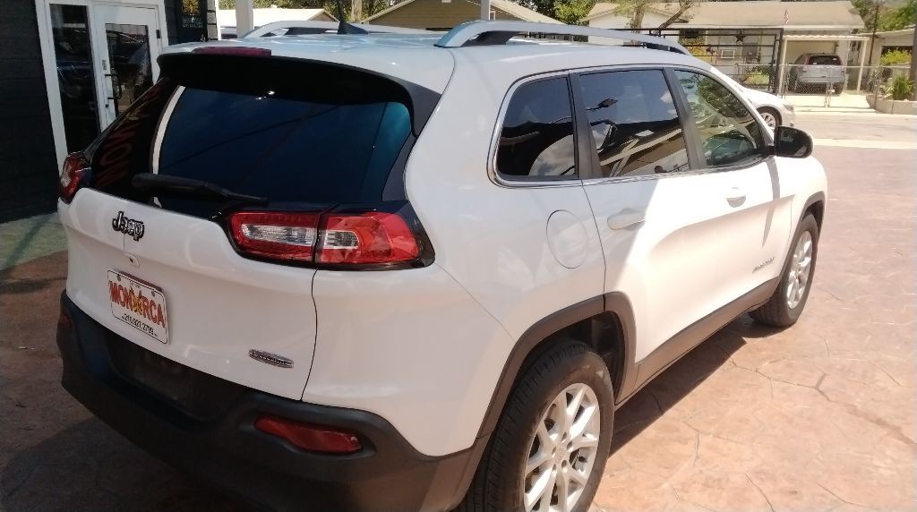 2016 Jeep Cherokee Image 8