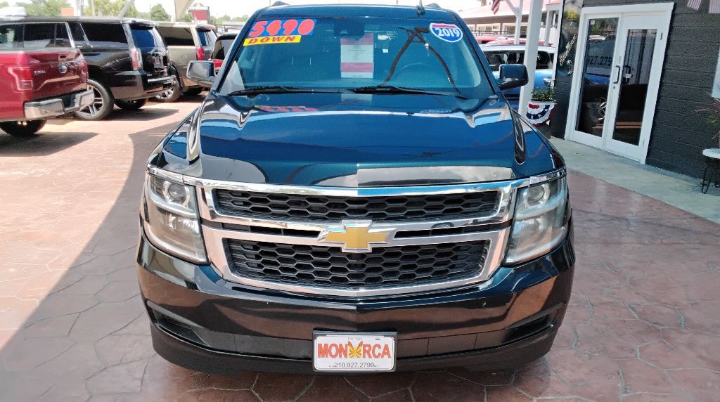 2019 Chevrolet Suburban Image 5