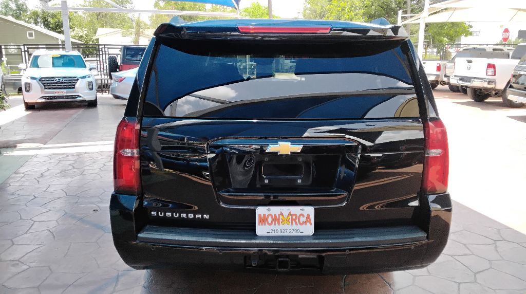 2019 Chevrolet Suburban Image 9